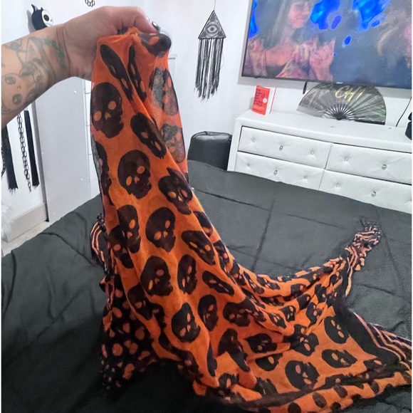 Skull scarf - Picture 3 of 4
